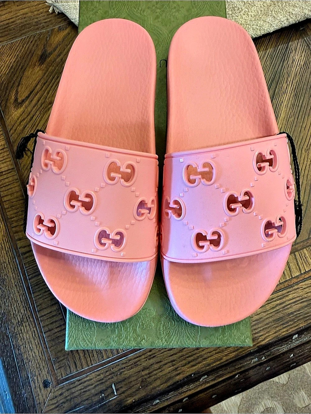 Gucci Interlocking G Rubber Slide Pink Sandals